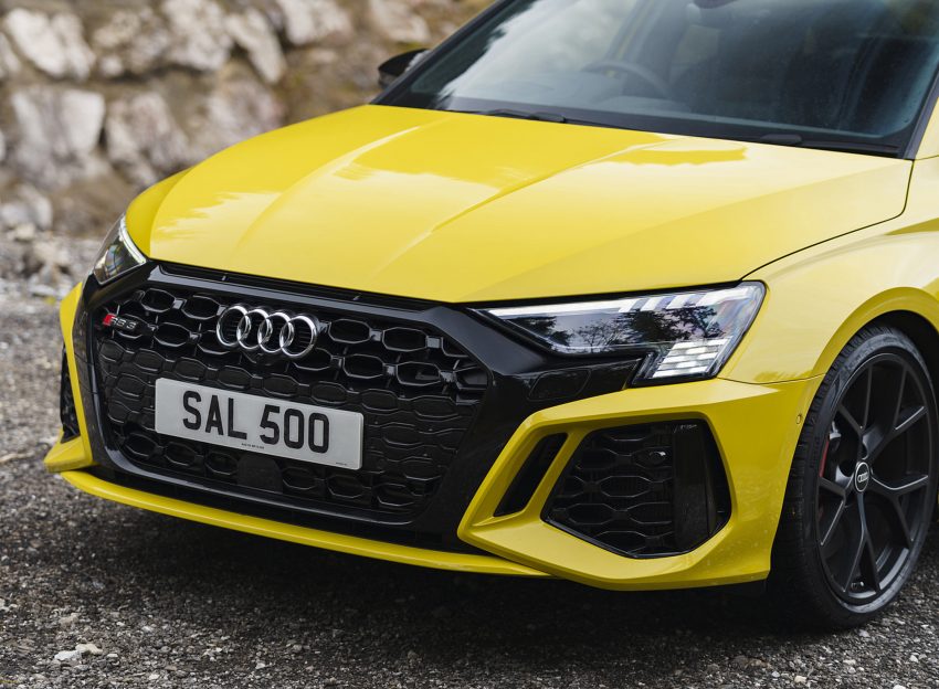 2022 Audi RS3 Saloon Launch Edition - UK version - Front Wallpaper 850x624 #54