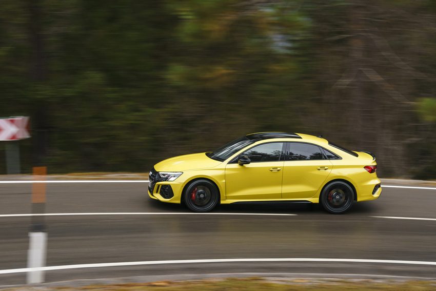 2022 Audi RS3 Saloon Launch Edition - UK version - Side Wallpaper 850x567 #27