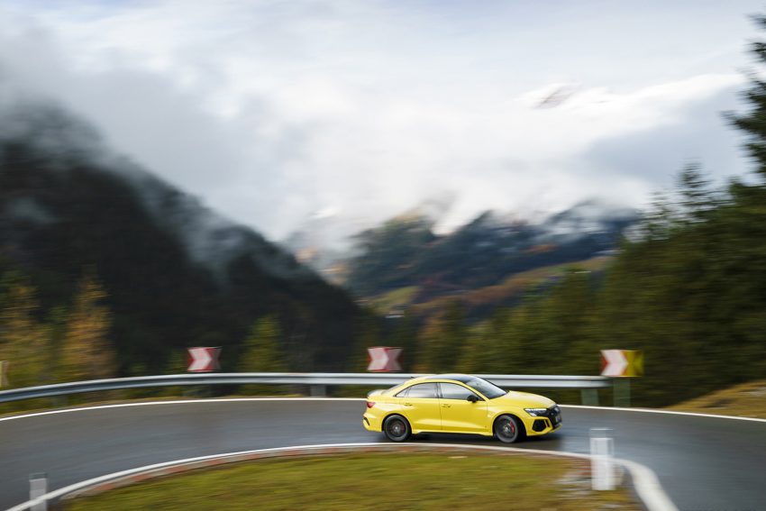 2022 Audi RS3 Saloon Launch Edition - UK version - Side Wallpaper 850x567 #29