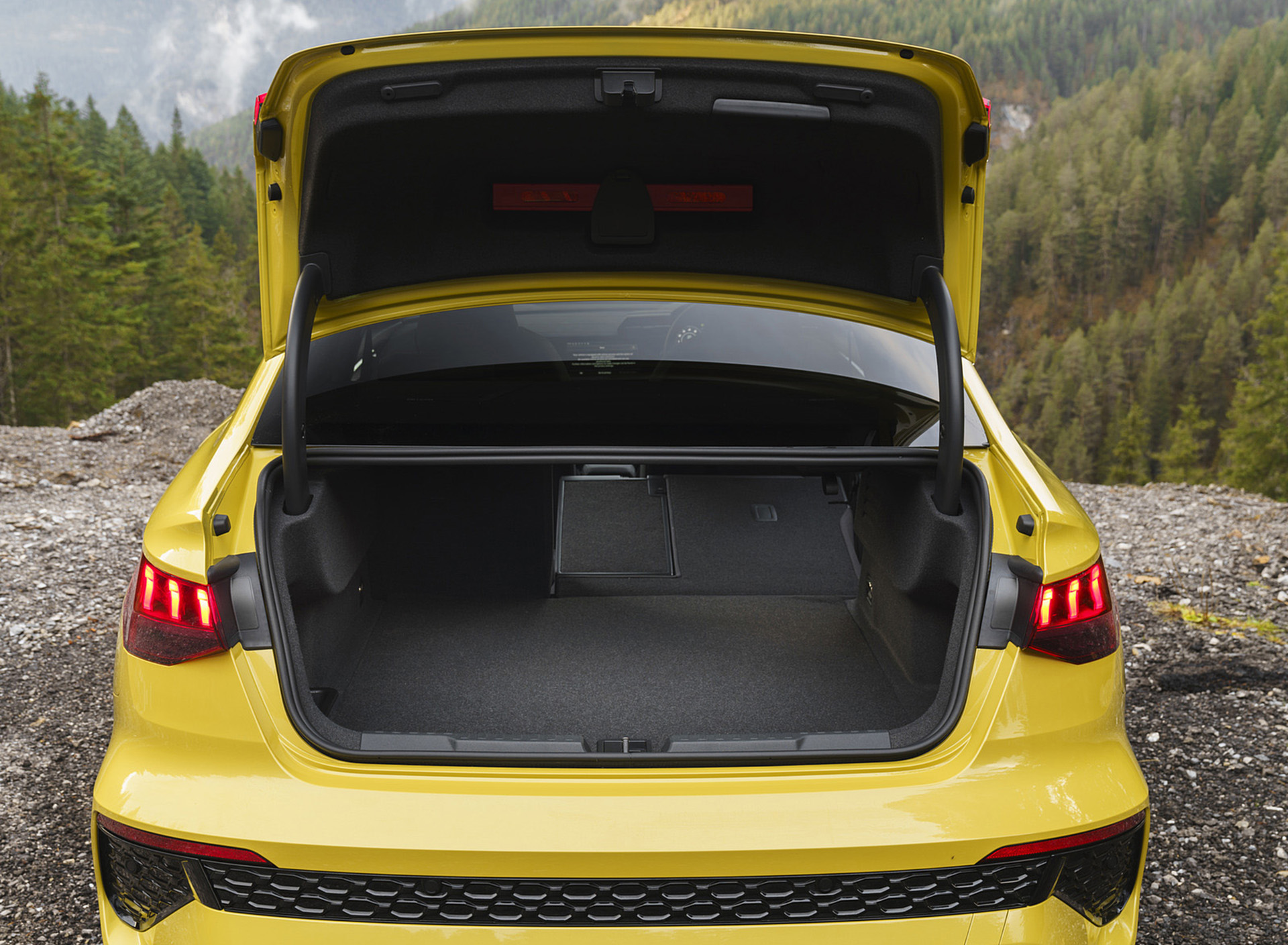 Download 2022 Audi RS3 Saloon Launch Edition - UK version - Trunk HD Wallpaper 1920x1409 #73