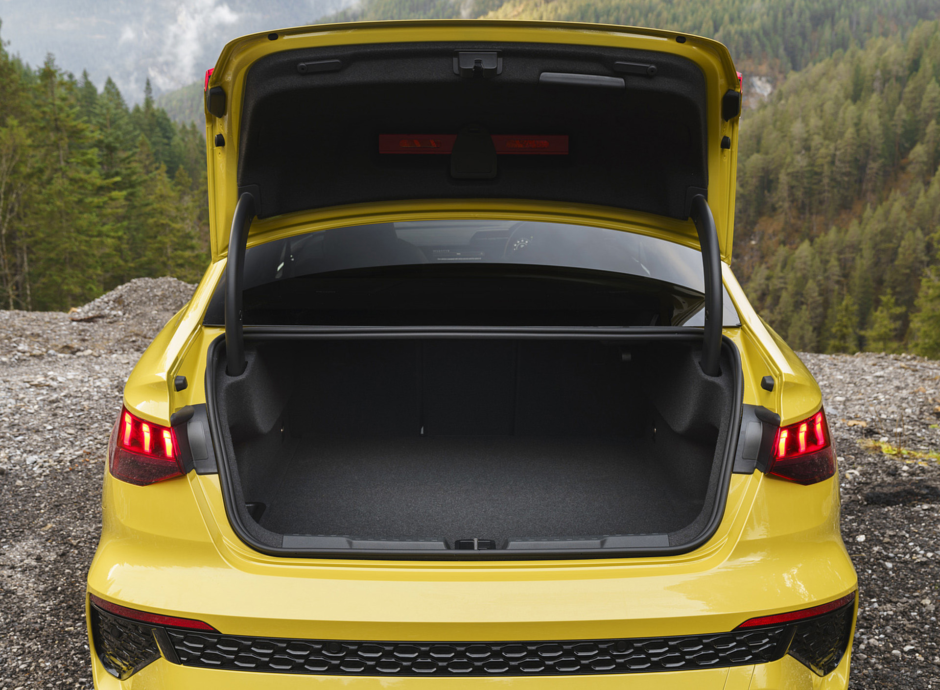 Download 2022 Audi RS3 Saloon Launch Edition - UK version - Trunk HD Wallpaper 1920x1409 #74