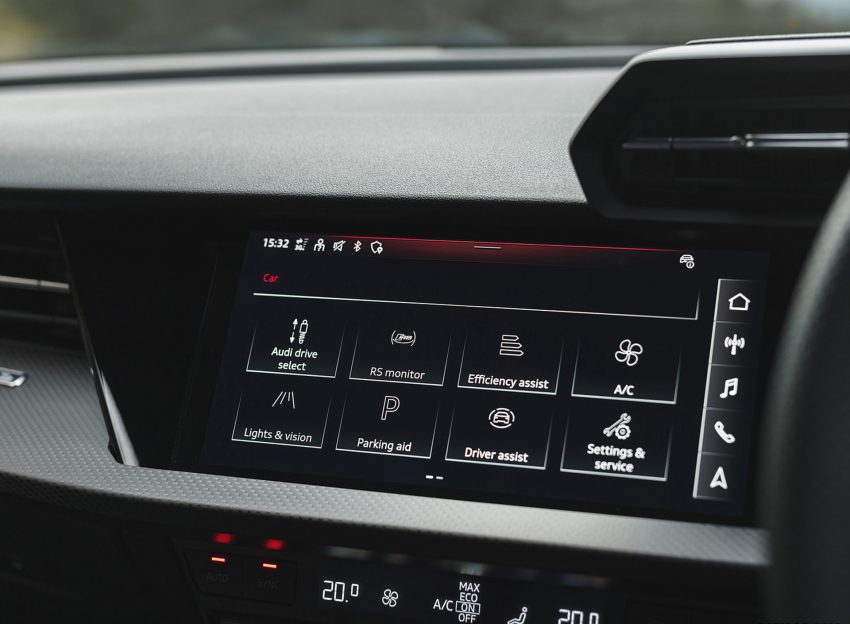 2022 Audi RS3 Sportback Launch Edition - UK version - Central Console Wallpaper 850x624 #101