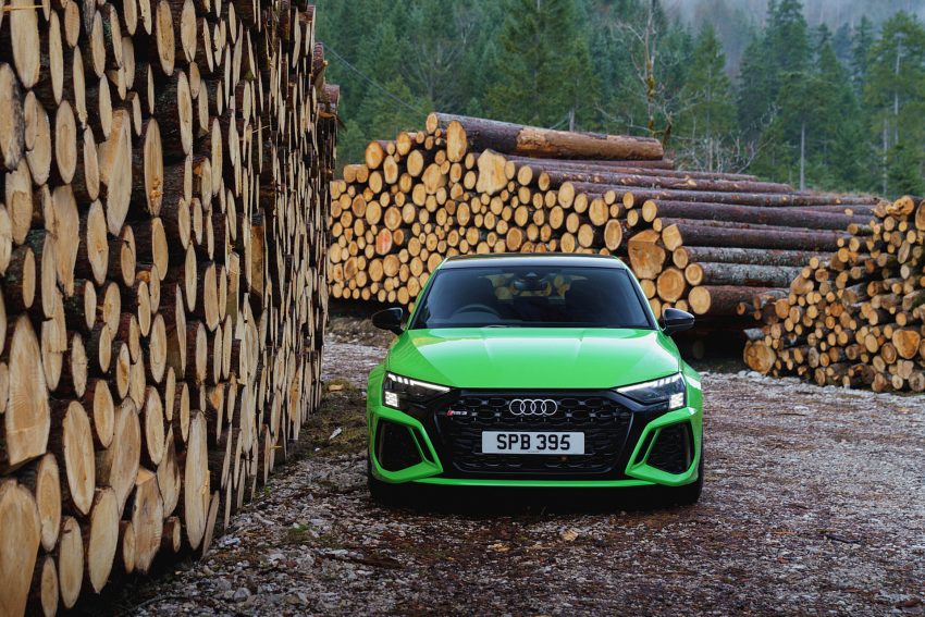 2022 Audi RS3 Sportback Launch Edition - UK version - Front Wallpaper 850x567 #59