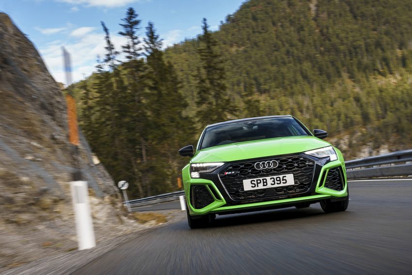 2022 Audi RS3 Sportback Launch Edition - UK version - Front Wallpaper 850x567 #42