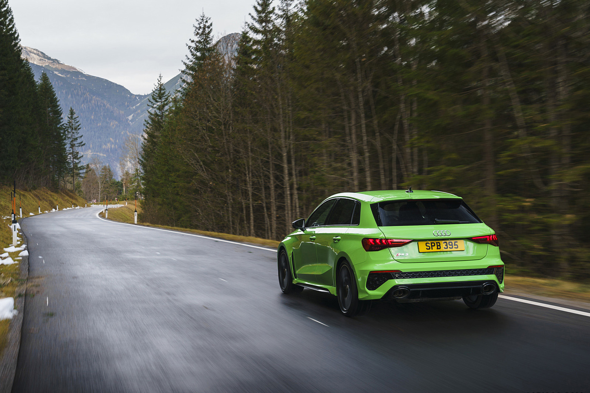 Download 2022 Audi RS3 Sportback Launch Edition - UK version - Rear Three-Quarter HD Wallpaper 1920x1280 #13