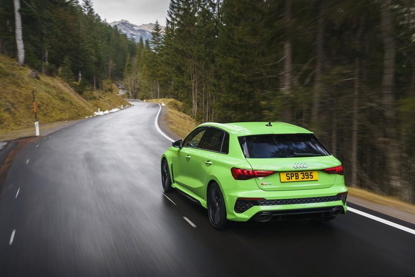 2022 Audi RS3 Sportback Launch Edition - UK version - Rear Three-Quarter Wallpaper 850x567 #14