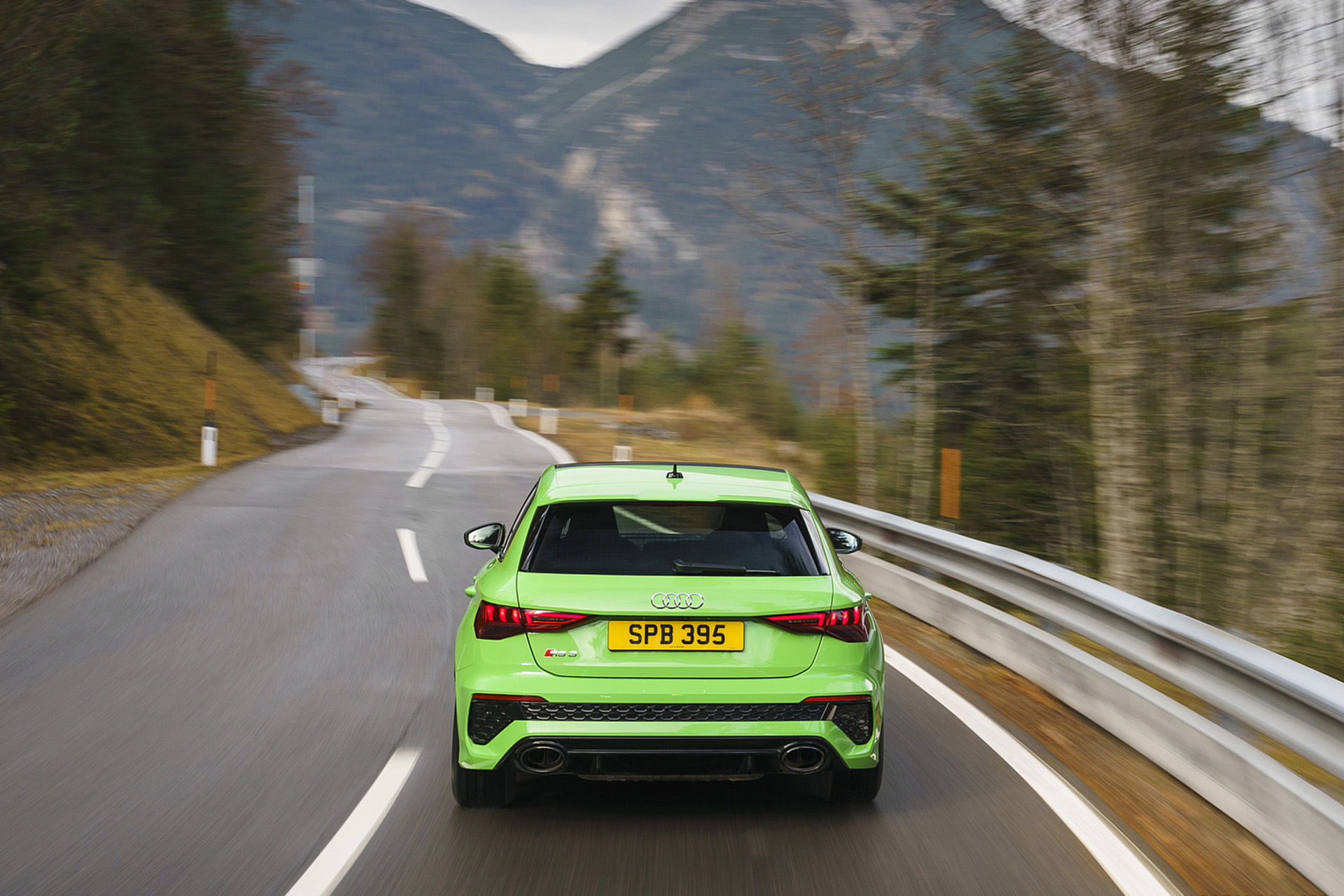 Download 2022 Audi RS3 Sportback Launch Edition - UK version - Rear HD Wallpaper 1920x1280 #24