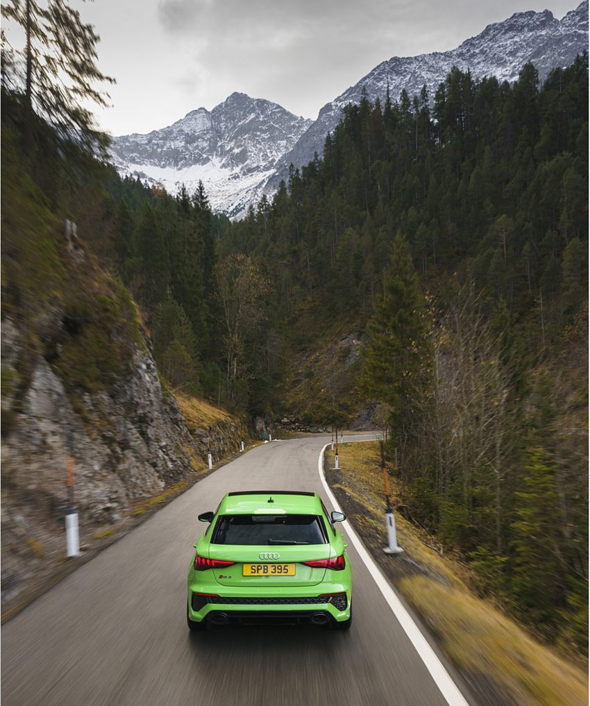 2022 Audi RS3 Sportback Launch Edition - UK version - Rear Phone Wallpaper 850x1017 #15