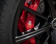 2022 Audi S8 TFSI quattro - UK version - Brakes Wallpaper 190x150