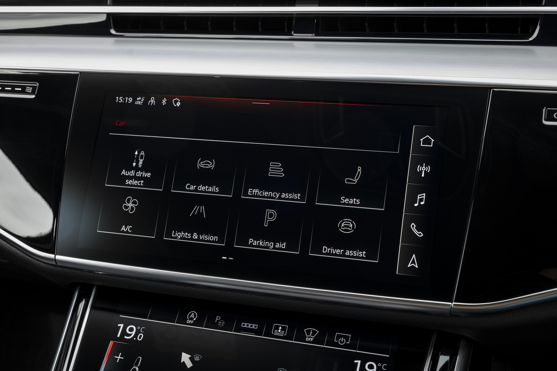 Download 2022 Audi S8 TFSI quattro - UK version - Central Console HD Wallpaper 1920x1280 #55