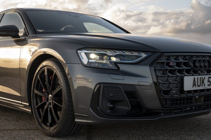 2022 Audi S8 TFSI quattro - UK version - Detail Wallpaper 850x567 #22