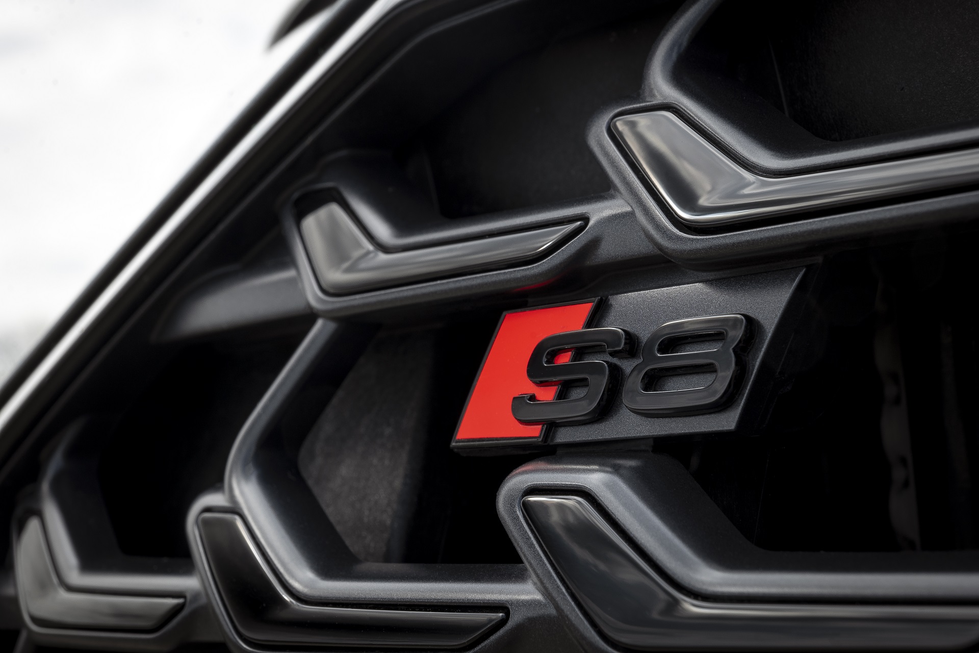 Download 2022 Audi S8 TFSI quattro - UK version - Detail HD Wallpaper 1920x1280 #23