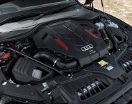 2022 Audi S8 TFSI quattro - UK version - Engine Wallpaper 190x150