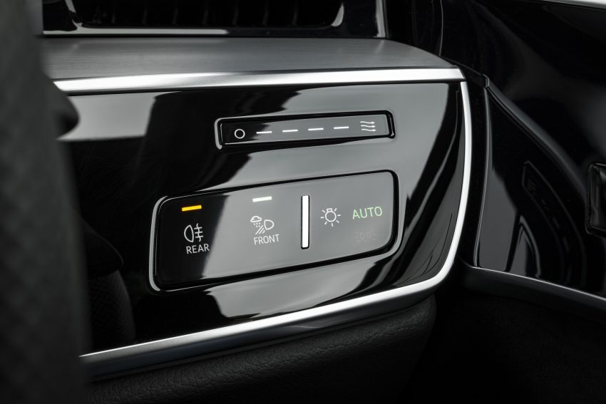 2022 Audi S8 TFSI quattro - UK version - Interior, Detail Wallpaper 850x567 #59