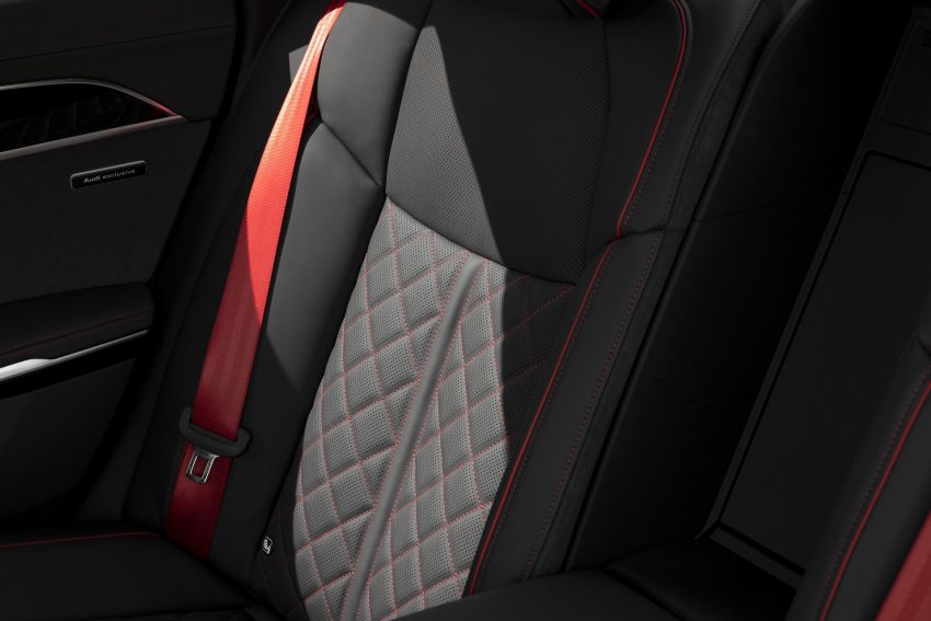 2022 Audi S8 TFSI quattro - UK version - Interior, Seats Wallpaper 850x567 #66