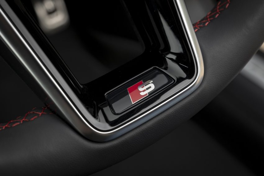 2022 Audi S8 TFSI quattro - UK version - Interior, Steering Wheel Wallpaper 850x567 #48