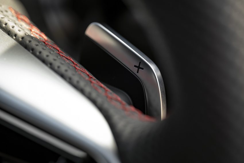 2022 Audi S8 TFSI quattro - UK version - Paddle Shifters Wallpaper 850x567 #49