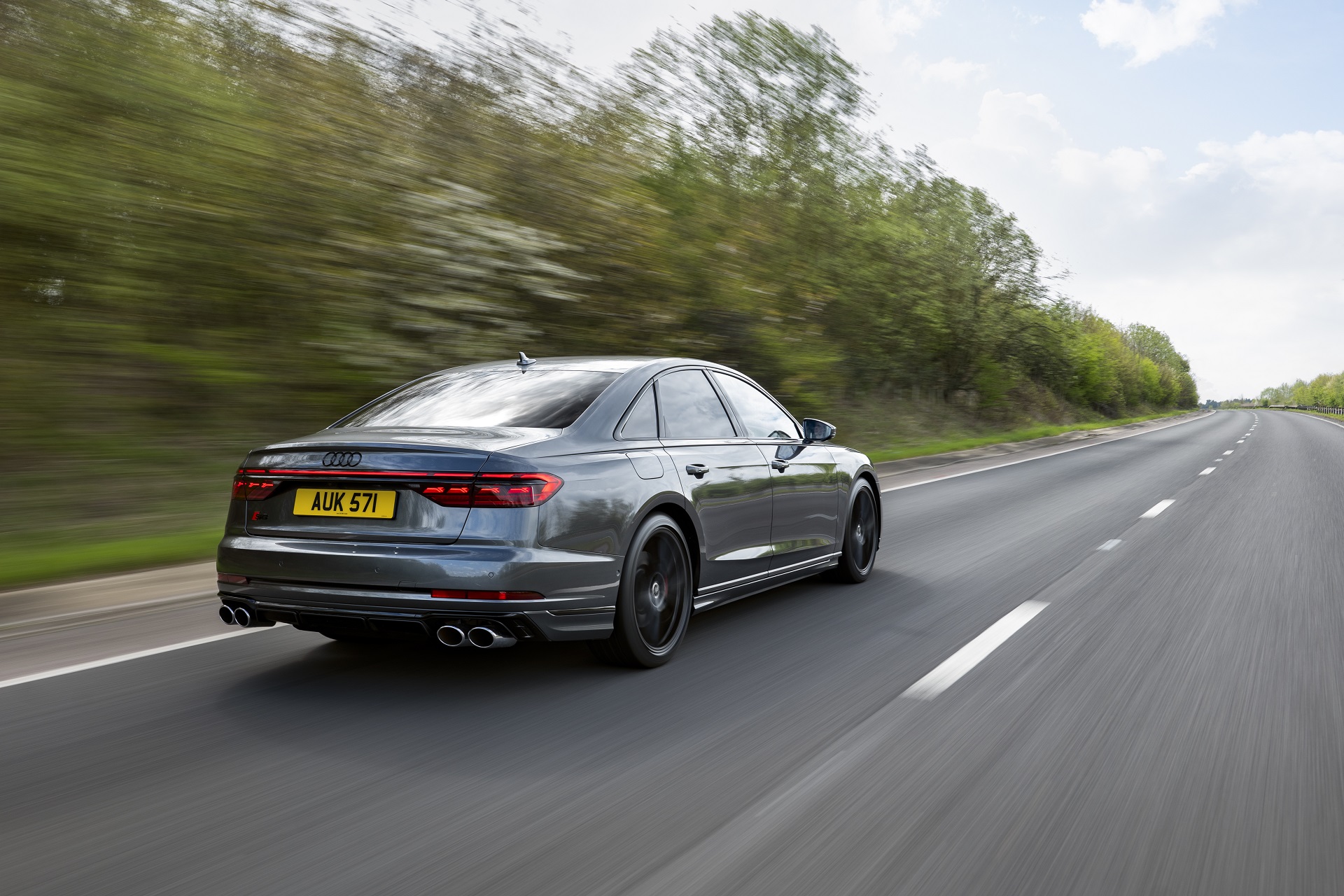Download 2022 Audi S8 TFSI quattro - UK version - Rear Three-Quarter HD Wallpaper 1920x1280 #2