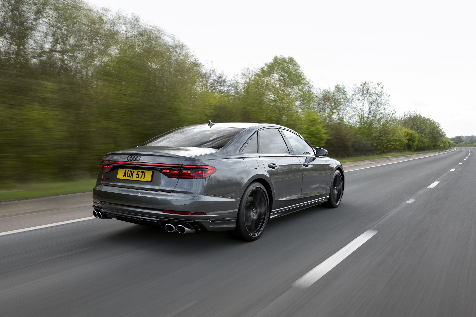 Download 2022 Audi S8 TFSI quattro - UK version - Rear Three-Quarter HD Wallpaper 1920x1280 #10