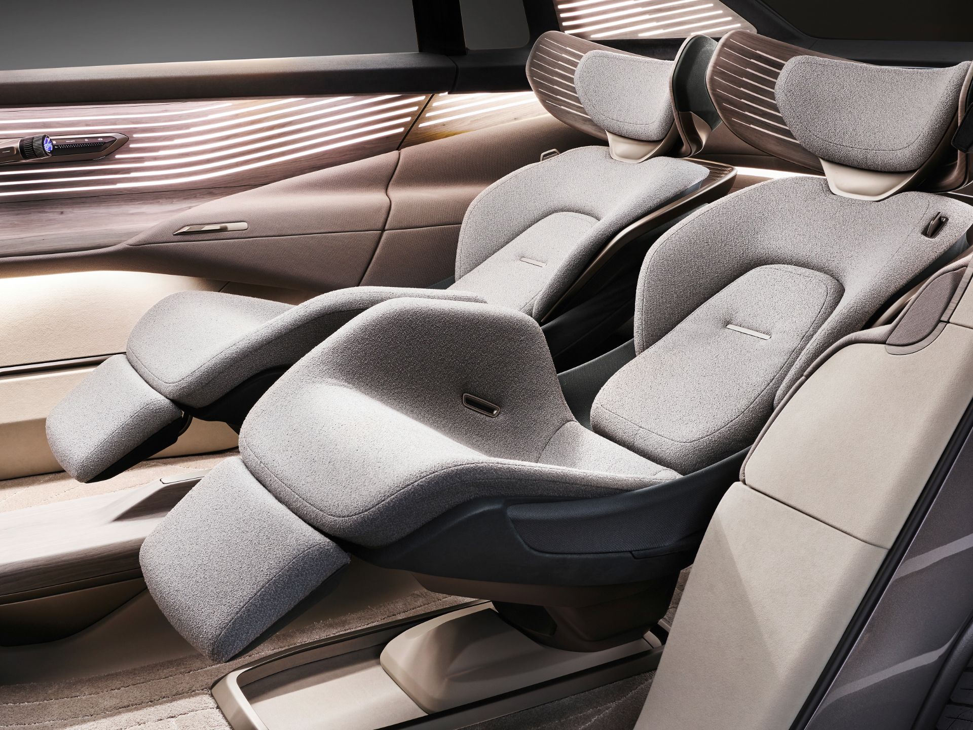 Download 2022 Audi Urbansphere Concept - Interior HD Wallpaper 1920x1440 #68