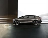 2022 Audi Urbansphere Concept - Side Wallpaper 190x150