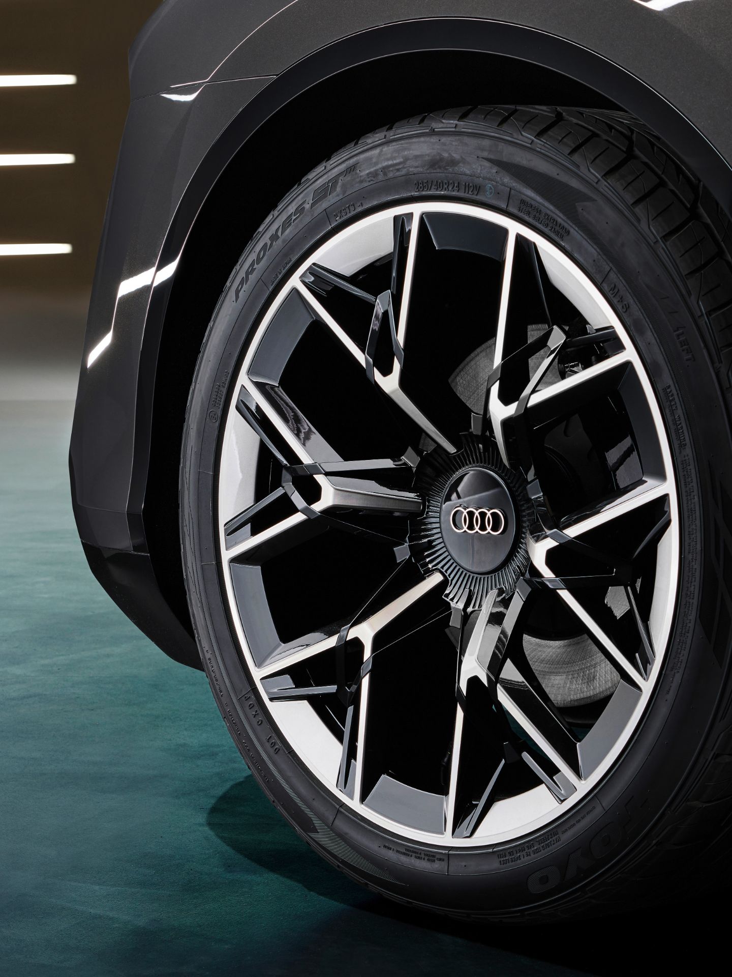 Download 2022 Audi Urbansphere Concept - Wheel HD Phone Wallpaper 1440x1920 #36