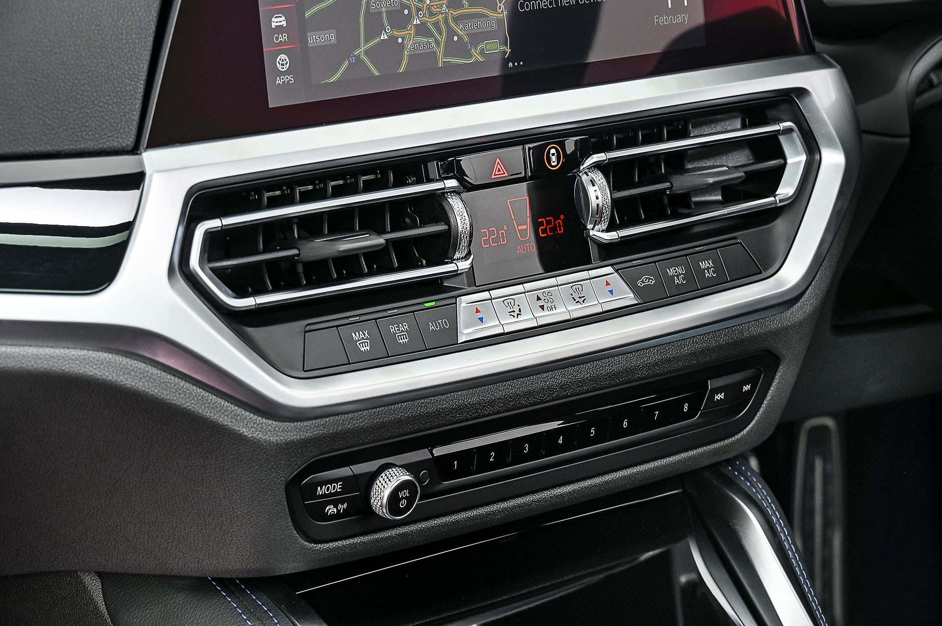 Download 2022 BMW 220d Coupé - SA version - Central Console HD Wallpaper 1920x1277 #30