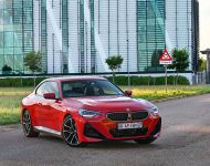 2022 BMW 220d Coupé - SA version - Front Three-Quarter Wallpaper 190x150
