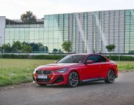 2022 BMW 220d Coupé - SA version - Front Three-Quarter Wallpaper 190x150