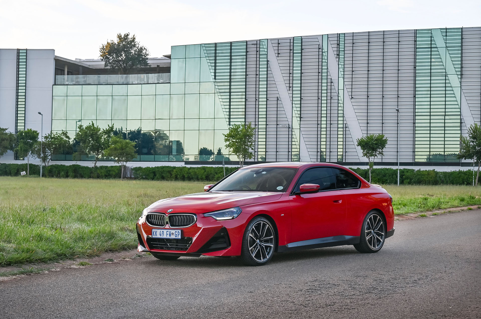 Download 2022 BMW 220d Coupé - SA version - Front Three-Quarter HD Wallpaper 1920x1277 #12