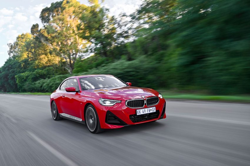 2022 BMW 220d Coupé - SA version - Front Three-Quarter Wallpaper 850x565 #5