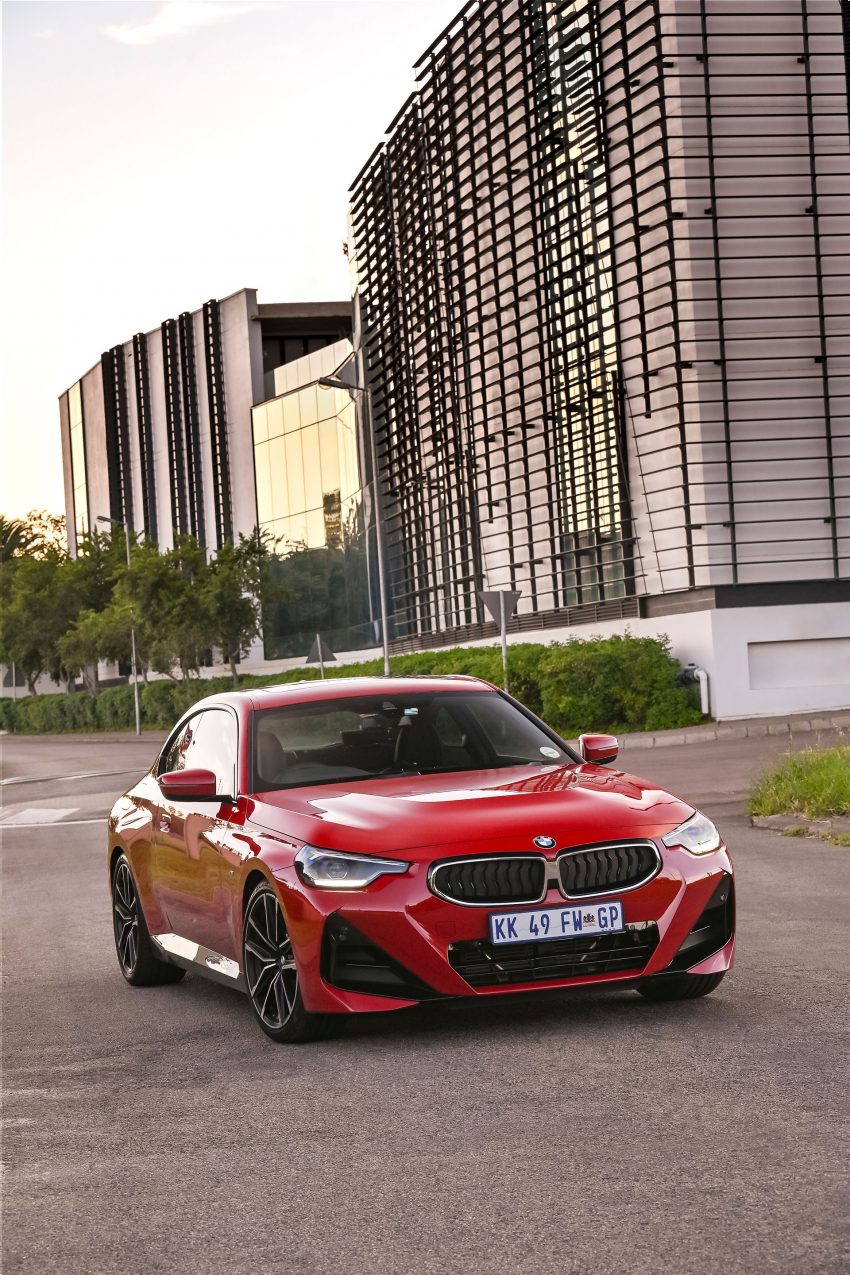 2022 BMW 220d Coupé - SA version - Front Phone Wallpaper 850x1275 #9