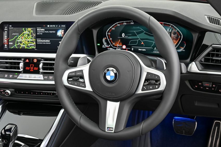 2022 BMW 220d Coupé - SA version - Interior, Steering Wheel Wallpaper 850x565 #27