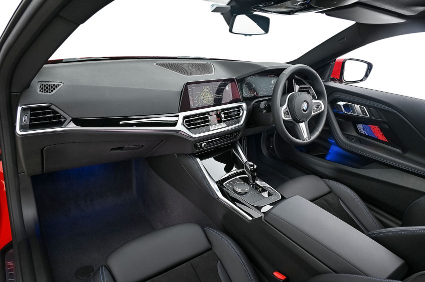 2022 BMW 220d Coupé - SA version - Interior Wallpaper 850x565 #29