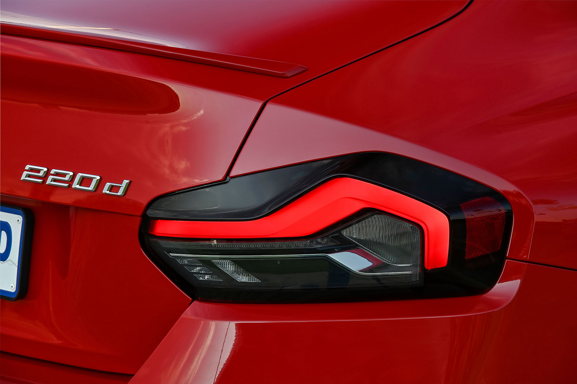 Download 2022 BMW 220d Coupé - SA version - Tail Light HD Wallpaper 1920x1277 #24