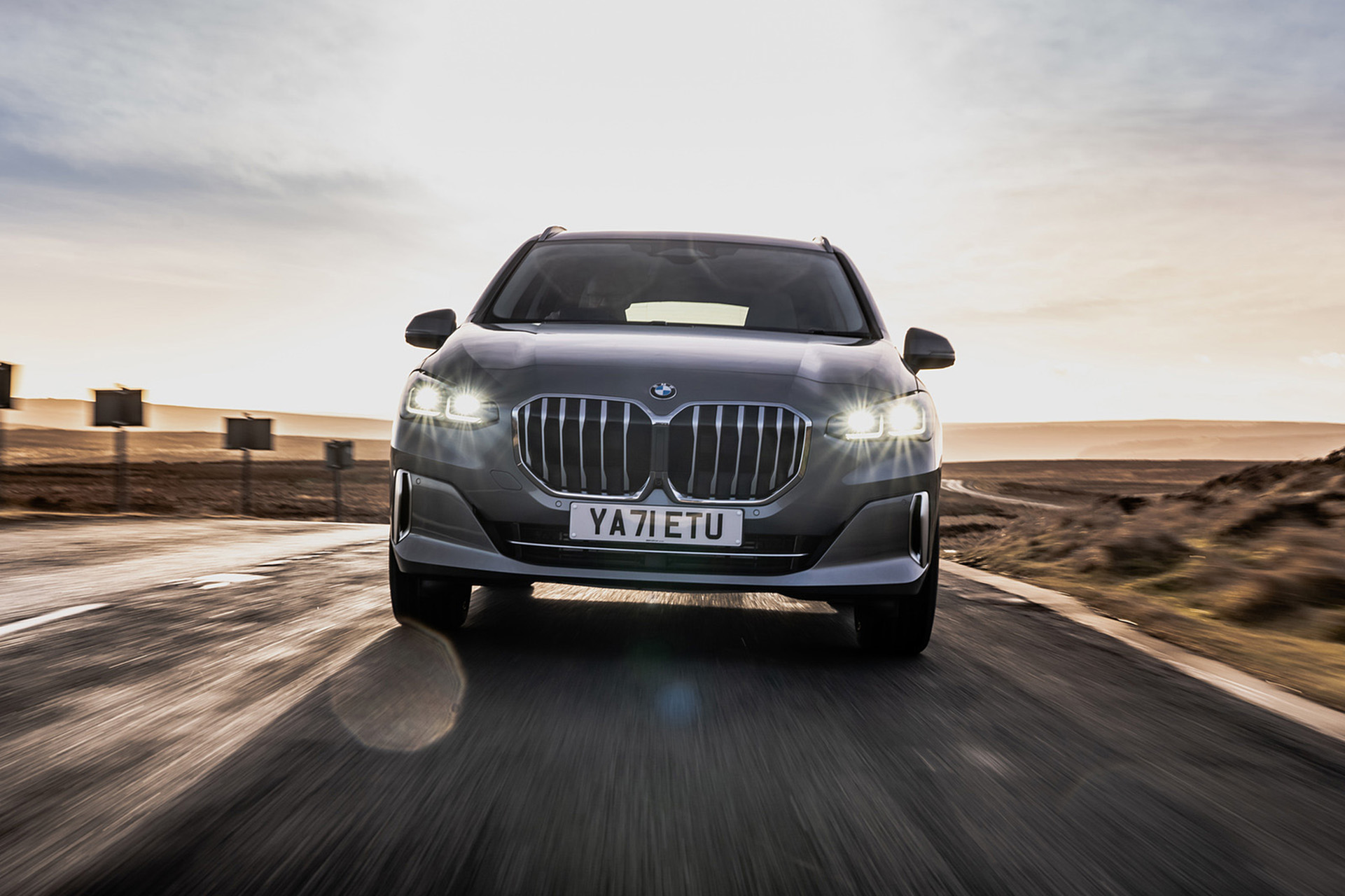 Download 2022 BMW 220i Active Tourer - UK version - Front HD Wallpaper 1921x1280 #10