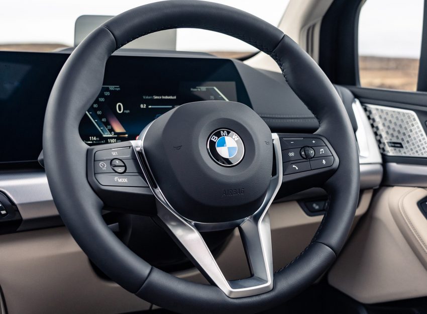 2022 BMW 220i Active Tourer - UK version - Interior, Steering Wheel Wallpaper 850x624 #33