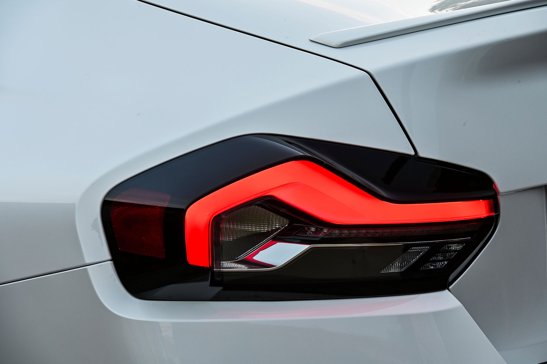Download 2022 BMW 220i Coupé - SA version - Tail Light HD Wallpaper 1920x1277 #19