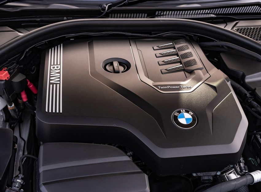 2022 BMW 220i Coupé - UK version - Engine Wallpaper 850x624 #25