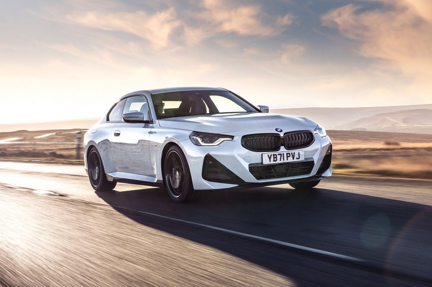 2022 BMW 220i Coupé - UK version - Front Three-Quarter HD Wallpapers 850x566 #3 2022 BMW 220i Coupé - UK version - Front Three-Quarter Wallpaper 850x566 #3