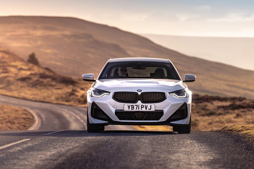 2022 BMW 220i Coupé - UK version - Front HD Wallpapers 850x566 #7 2022 BMW 220i Coupé - UK version - Front Wallpaper 850x566 #7
