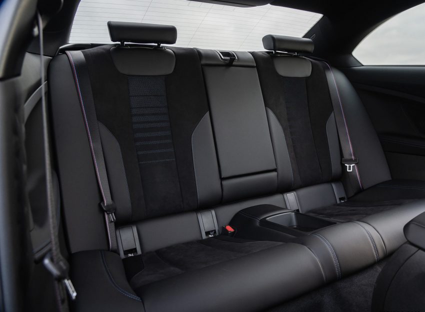 2022 BMW 220i Coupé - UK version - Interior, Rear Seats HD Wallpapers 850x624 #41 2022 BMW 220i Coupé - UK version - Interior, Rear Seats Wallpaper 850x624 #41