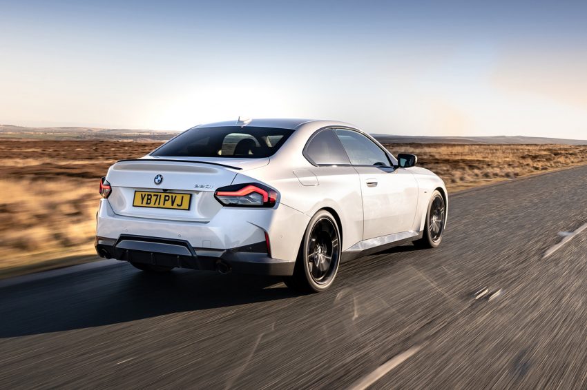 2022 BMW 220i Coupé - UK version - Rear Three-Quarter HD Wallpapers 850x566 #14 2022 BMW 220i Coupé - UK version - Rear Three-Quarter Wallpaper 850x566 #14