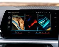 2022 BMW 223i Active Tourer - UK version - Central Console Wallpaper 190x150