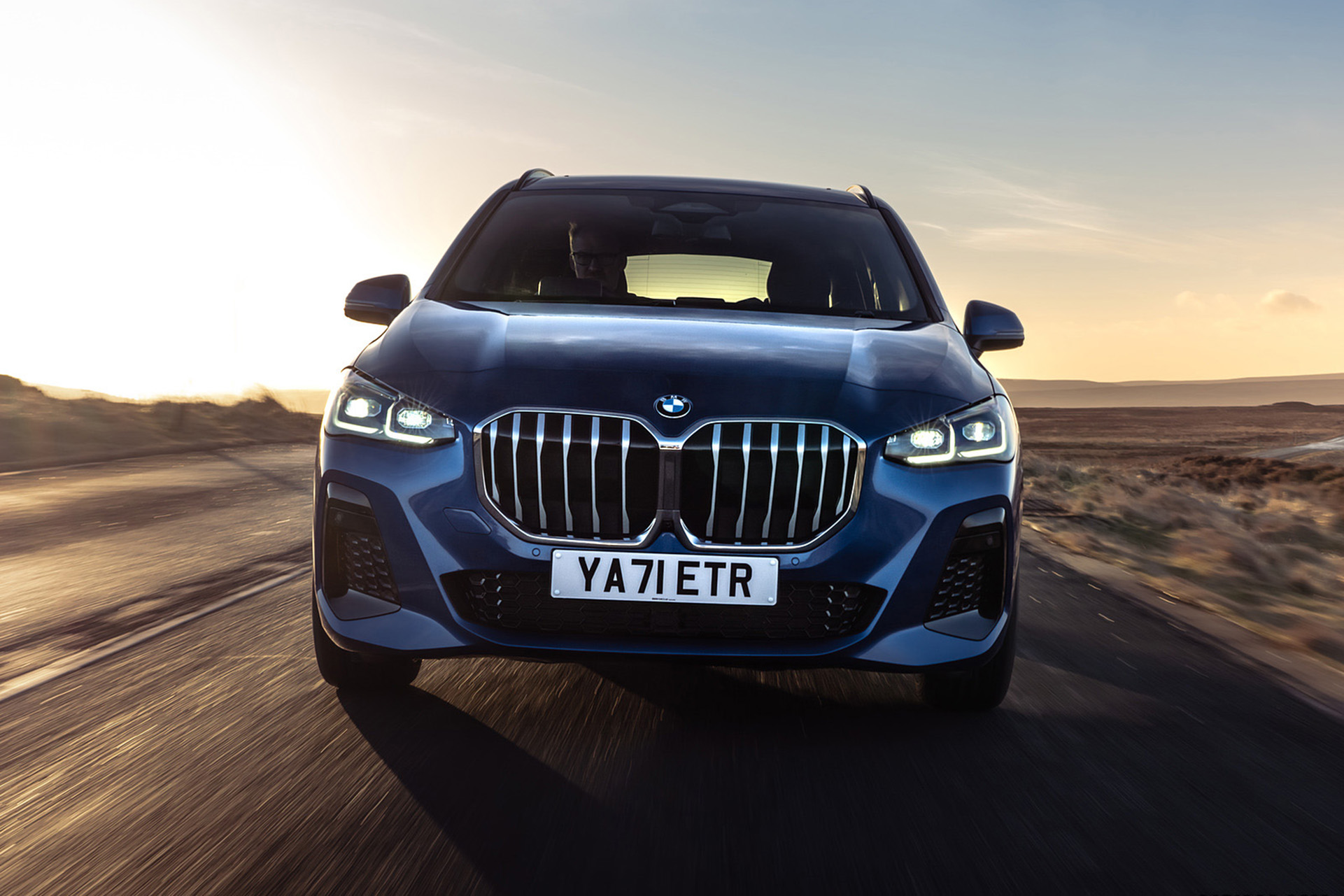 Download 2022 BMW 223i Active Tourer - UK version - Front HD Wallpaper 1921x1281 #5