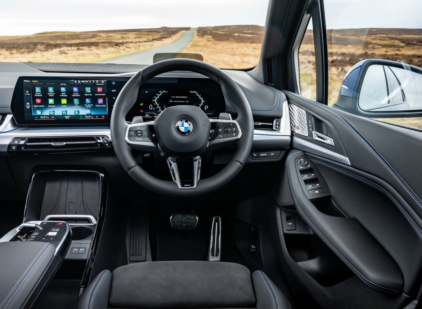 2022 BMW 223i Active Tourer - UK version - Interior, Cockpit Wallpaper 850x624 #29