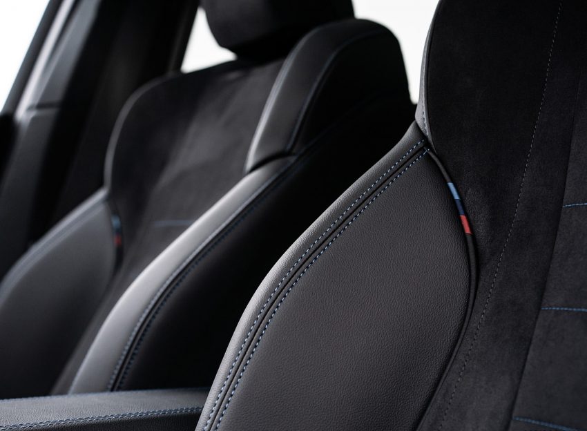 2022 BMW 223i Active Tourer - UK version - Interior, Front Seats Wallpaper 850x624 #37