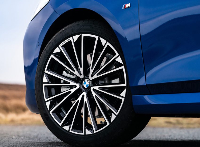 2022 BMW 223i Active Tourer - UK version - Wheel Wallpaper 850x624 #19