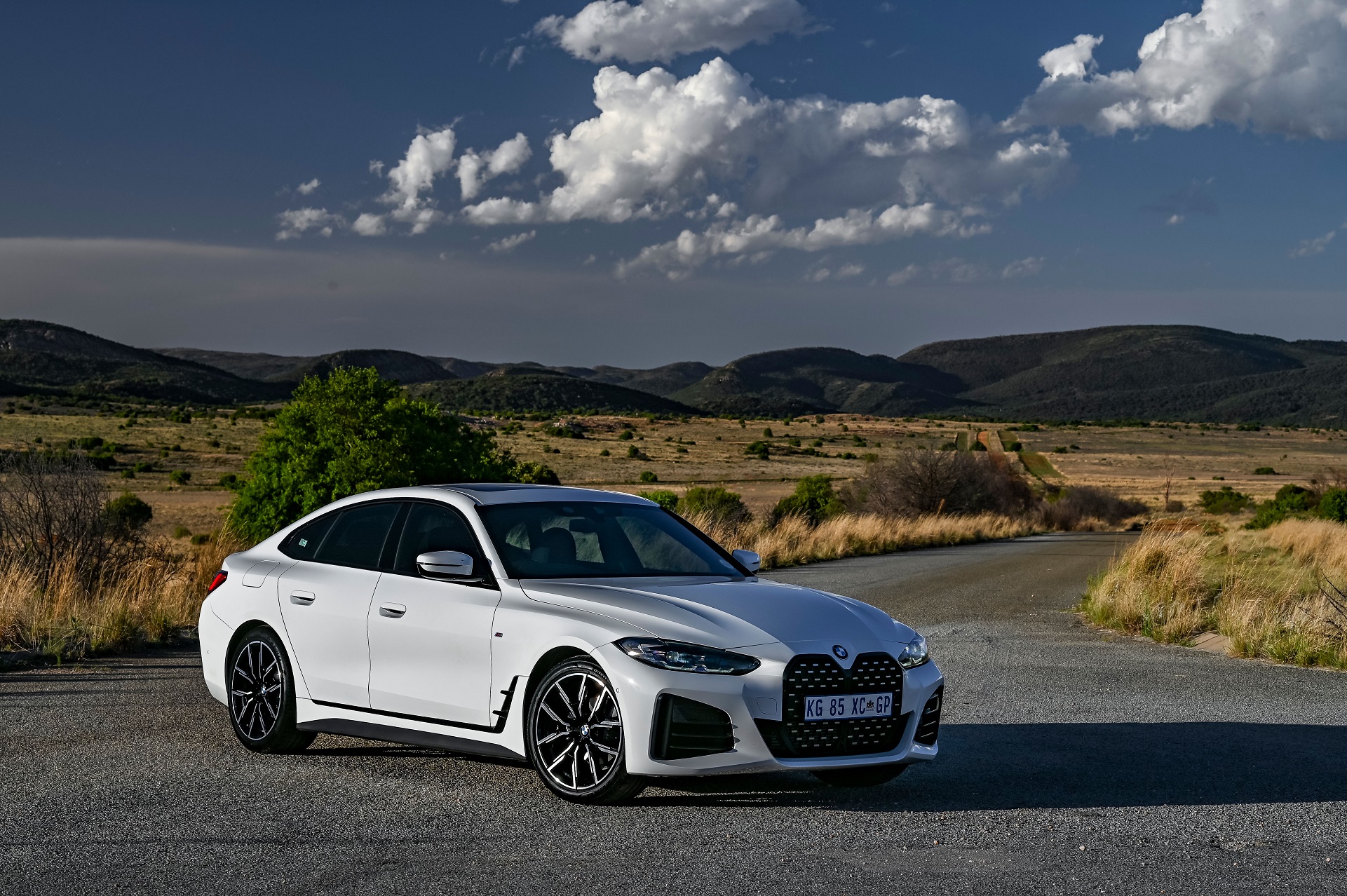 Download 2022 BMW 420i Gran Coupé - SA version - Front Three-Quarter HD Wallpaper 1921x1278 #7