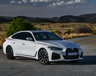 2022 BMW 420i Gran Coupé - SA version - Front Three-Quarter Wallpaper 190x150